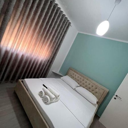 Fiori Rooms Vlorë エクステリア 写真