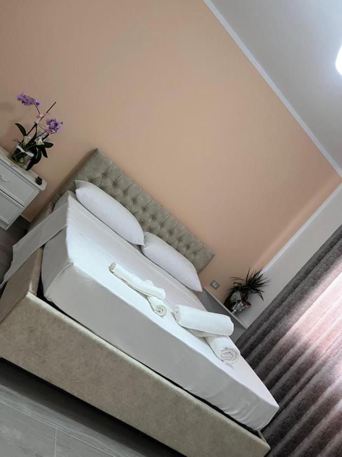 Fiori Rooms Vlorë エクステリア 写真