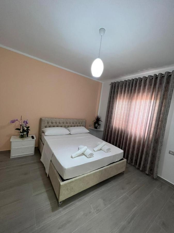 Fiori Rooms Vlorë エクステリア 写真