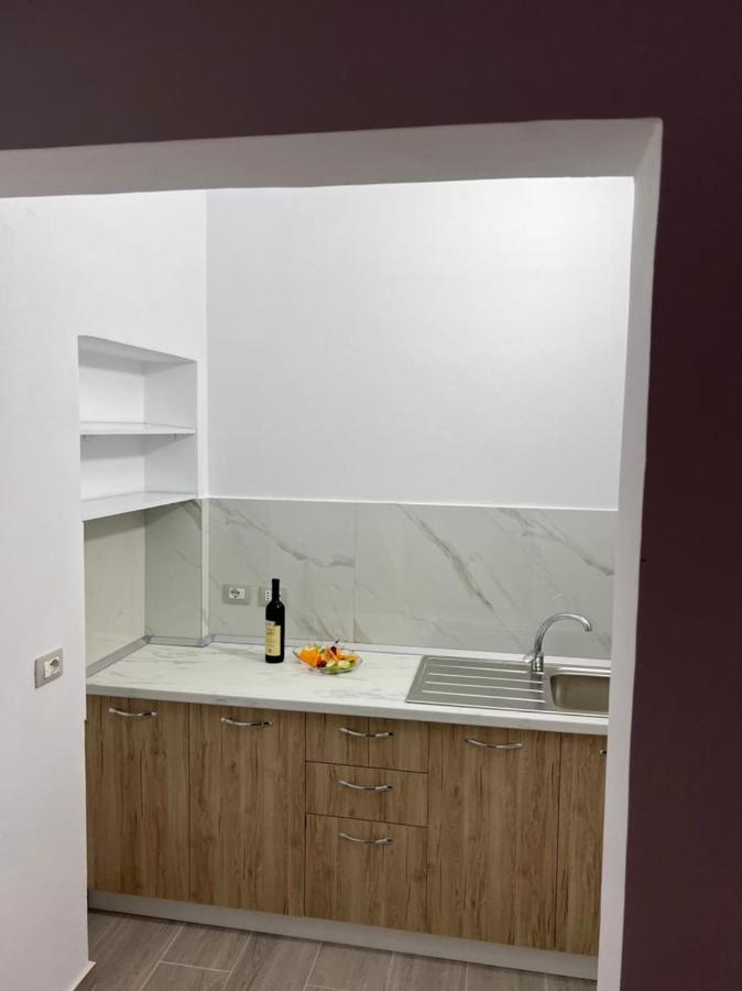 Fiori Rooms Vlorë エクステリア 写真