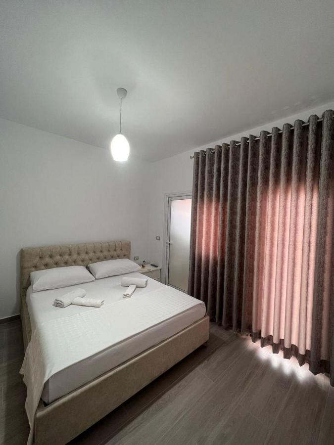 Fiori Rooms Vlorë エクステリア 写真